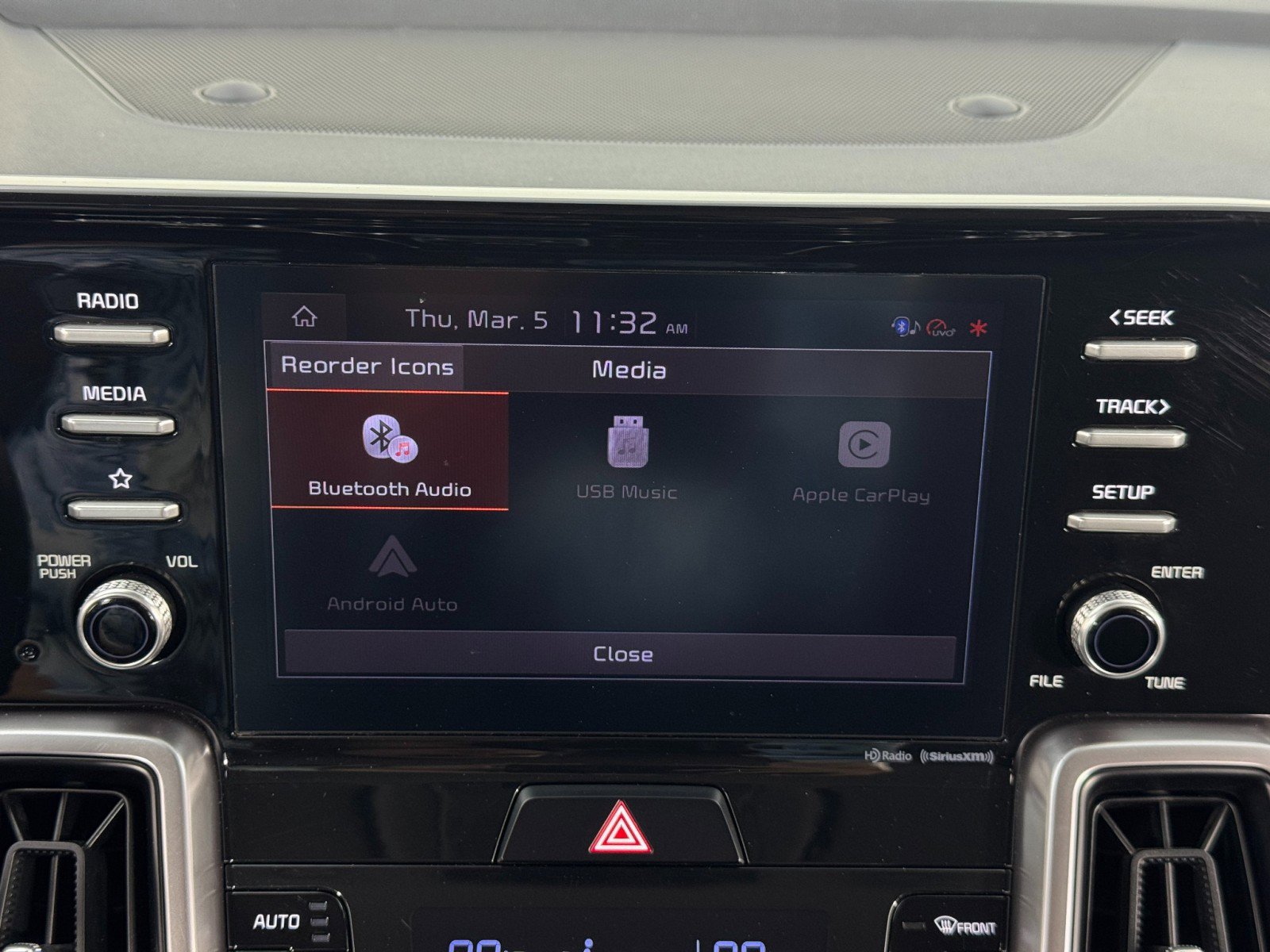 Used 2021 Kia Sorento S image 22