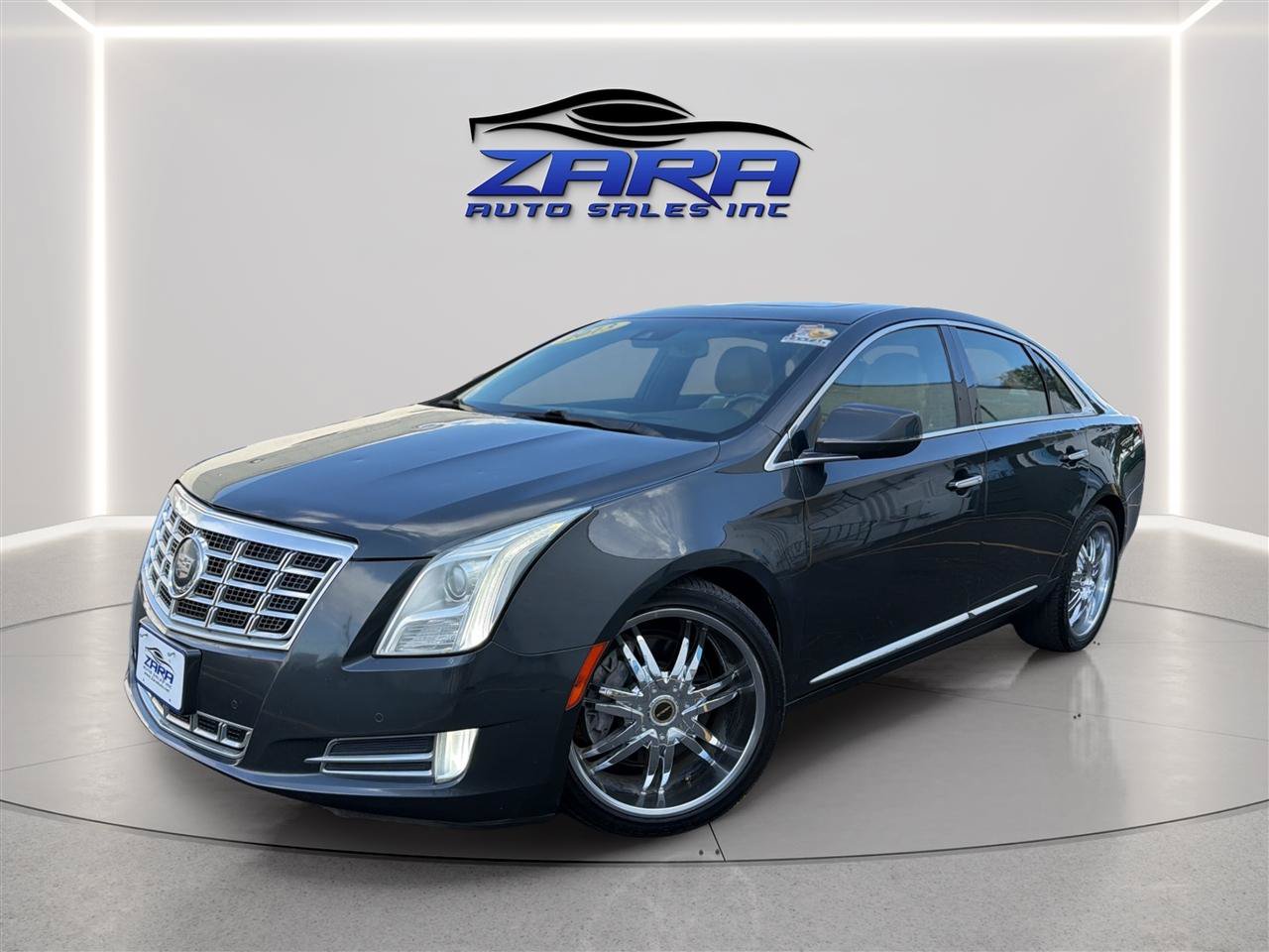 Used 2013 Cadillac XTS Premium w/ Driver Assist Package AWD/4WD image 1
