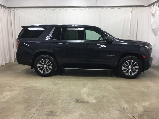 Used 2022 Chevrolet Tahoe LT w/ Luxury Package image 2