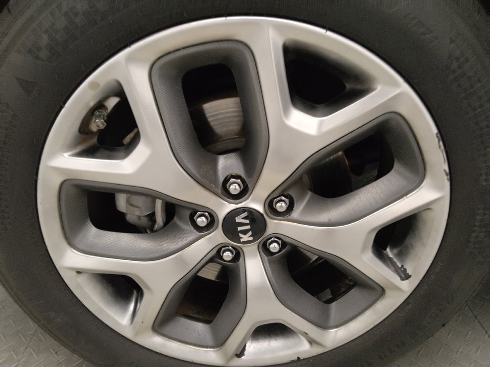 Used 2020 Kia Sorento SX FWD image 31