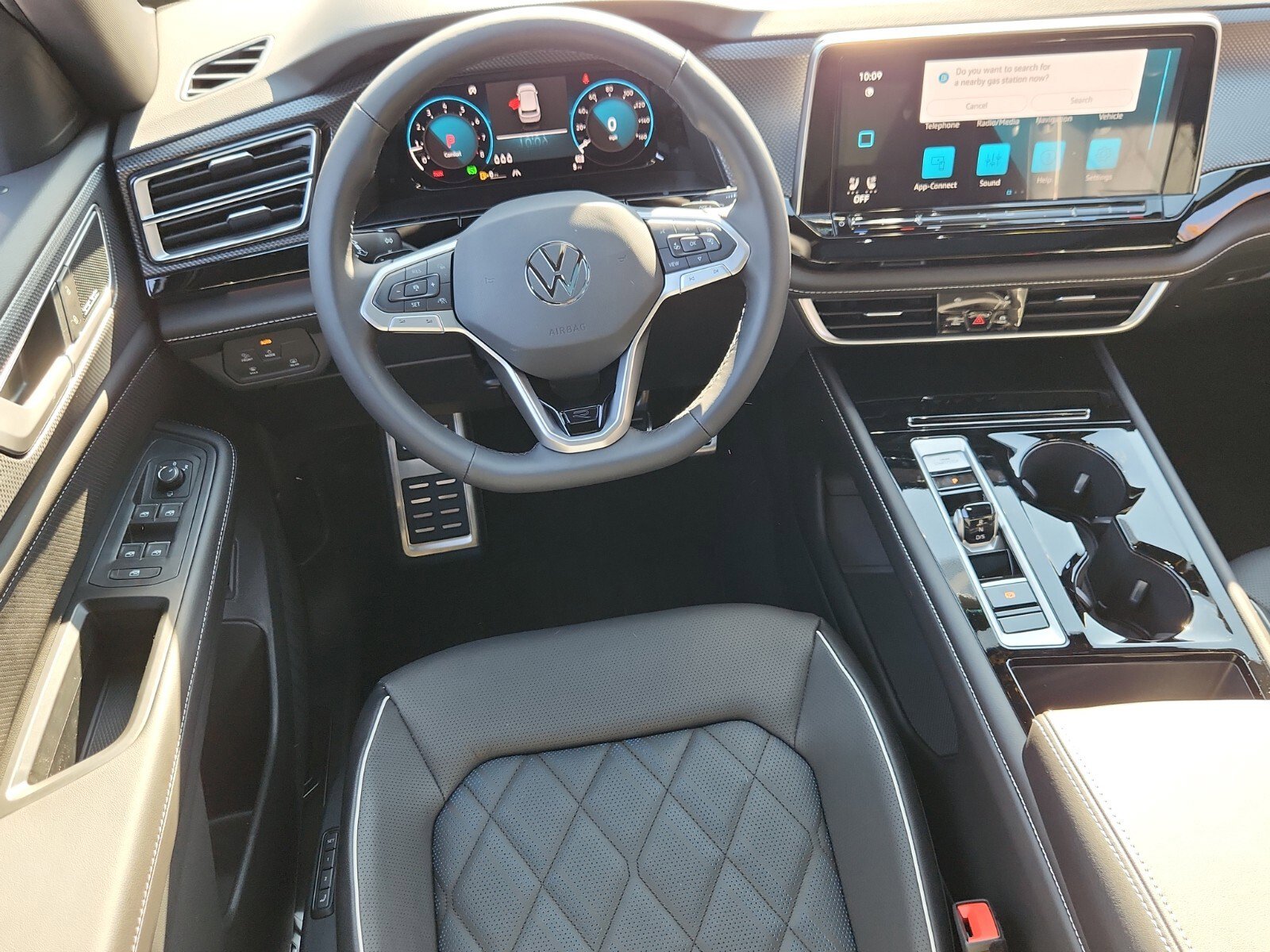 New 2026 Volkswagen Atlas Cross Sport SEL Premium R-Line image 10