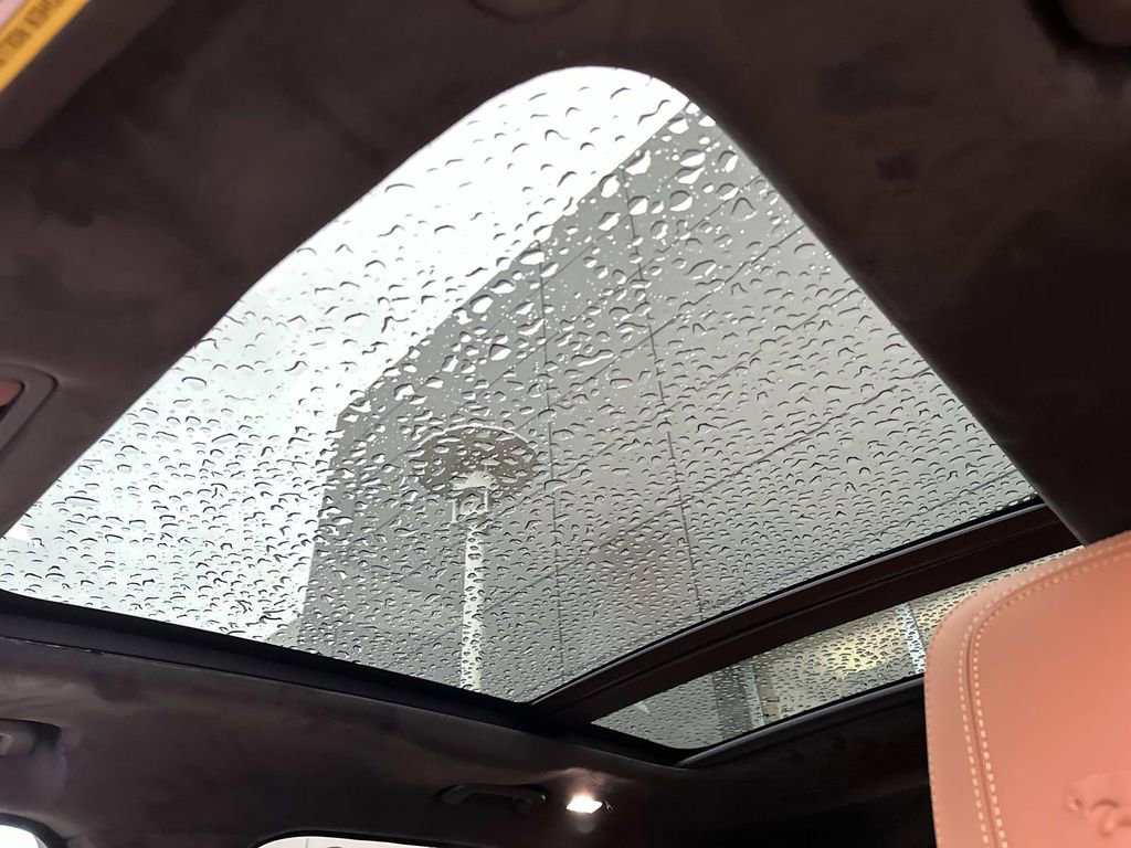 New 2026 Jaguar F-PACE R-Dynamic S image 18