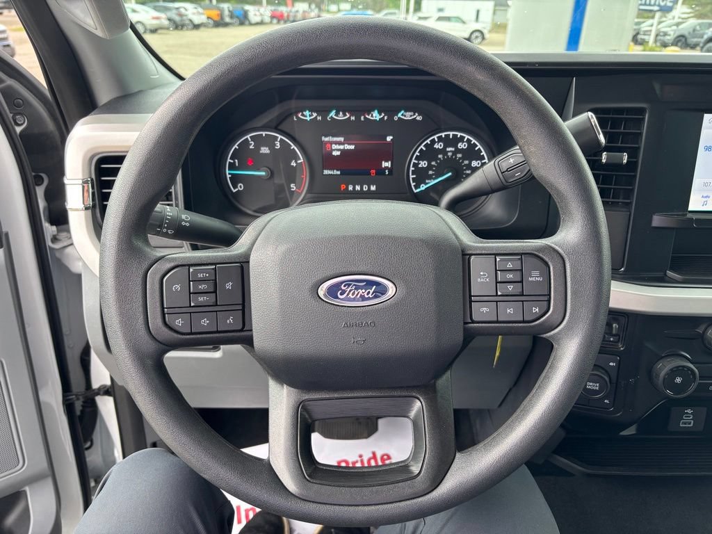 Used 2025 Ford F250 XLT AWD/4WD image 26