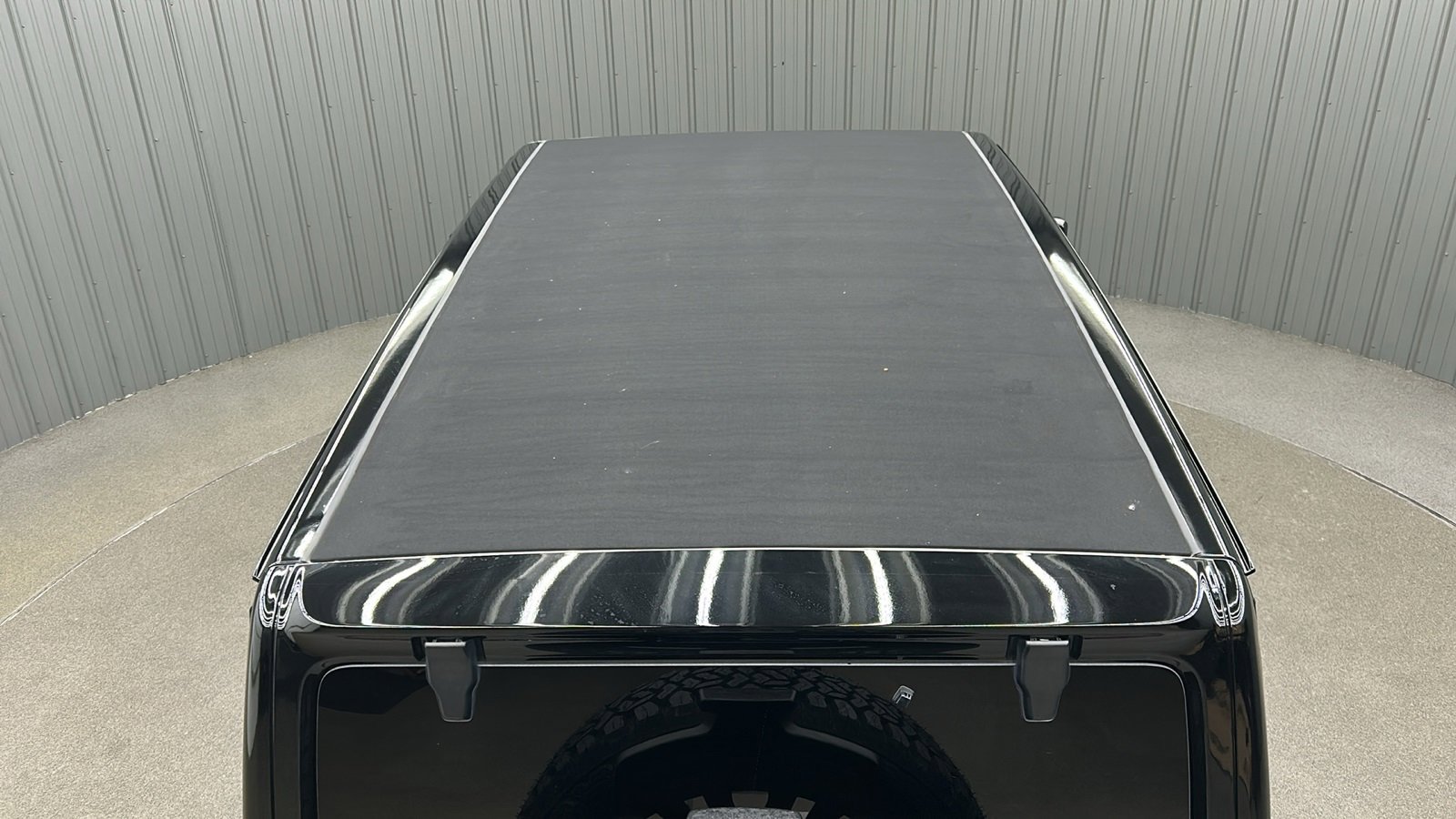 Used 2023 Jeep Wrangler Unlimited Sahara image 14