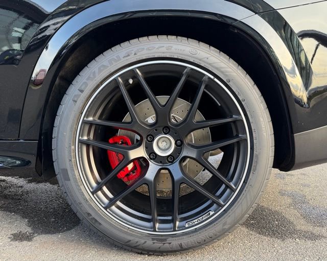 New 2026 Mercedes-Benz GLE 63 AMG S image 12