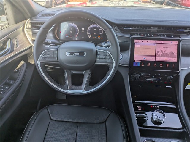 New 2025 Jeep Grand Cherokee Limited w/ Luxury Tech Group II image 15
