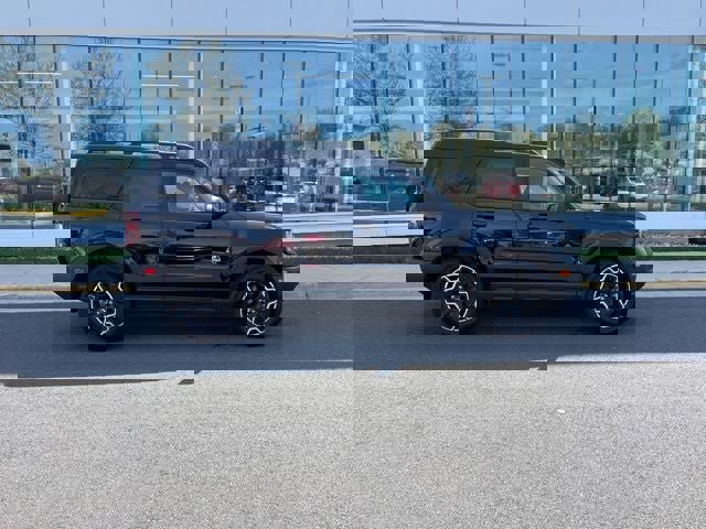 Certified 2025 Ford Bronco Sport Outer Banks w/ Outer Banks Tech Package+ image 9