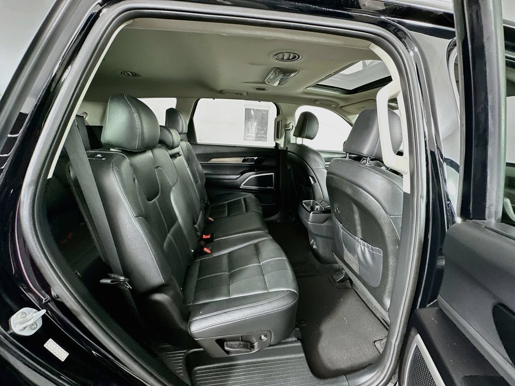 Used 2020 Kia Telluride EX FWD image 31