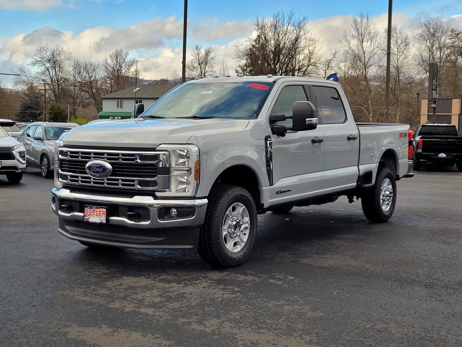 New 2026 Ford F350 XLT w/ 360-Degree Camera Package