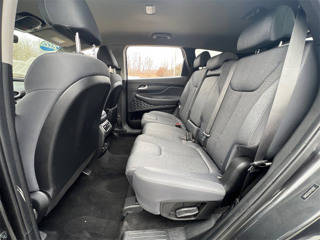 Used 2023 Hyundai Santa Fe SEL image 31