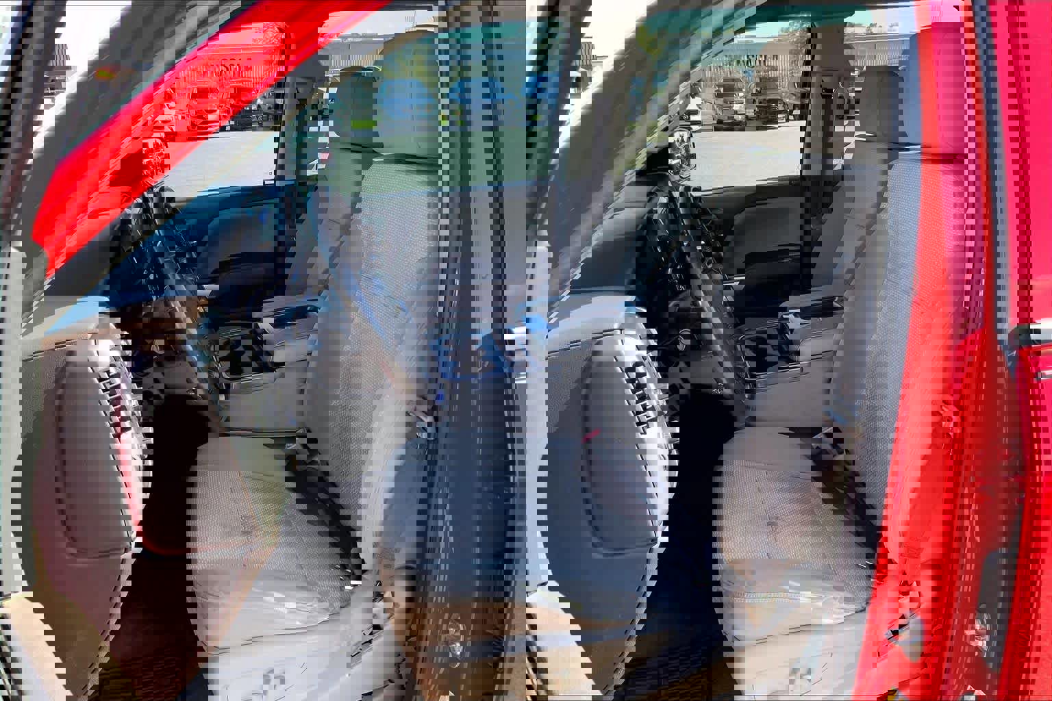 Used 2018 Chevrolet Silverado 1500 LT w/ All Star Edition image 8