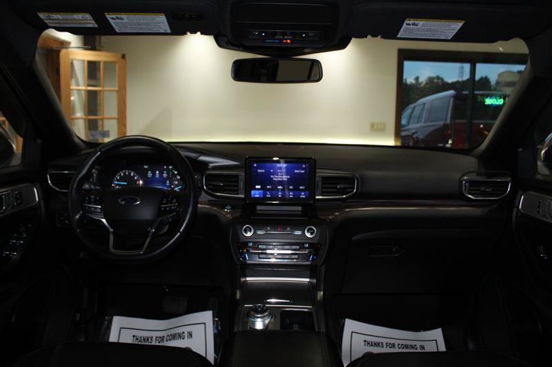 Used 2020 Ford Explorer Limited RWD image 16