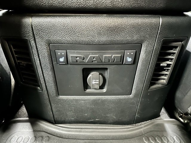Used 2016 RAM 3500 Laramie Longhorn image 27