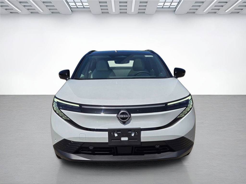 New 2026 Nissan Leaf Platinum+ w/ Illuminated Package FWD image 2
