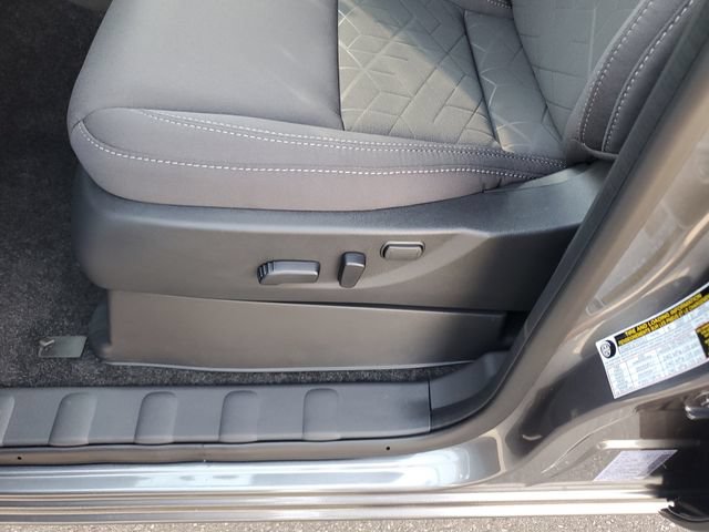 New 2027 Nissan Frontier SV w/ SV Convenience Package AWD/4WD image 18