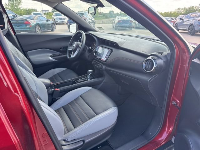 Used 2023 Nissan Kicks SR w/ SR Premium Package FWD image 19