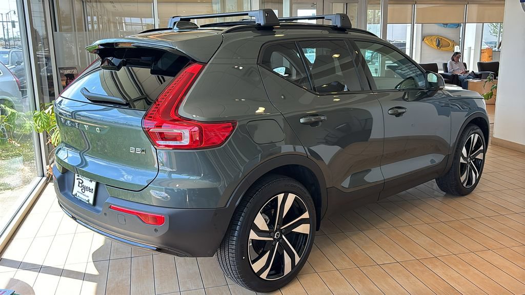 New 2026 Volvo XC40 B5 Plus w/ Protection Package Premier AWD/4WD image 28