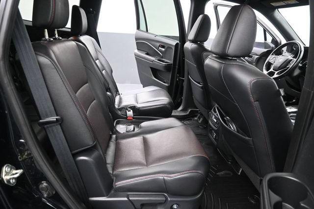 Certified 2020 Honda Pilot Black Edition image 10