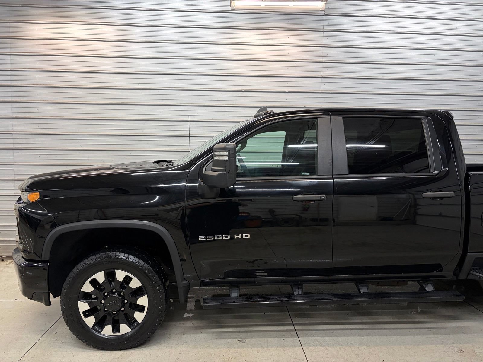 Used 2020 Chevrolet Silverado 2500 Custom w/ Custom Value Package AWD/4WD image 3