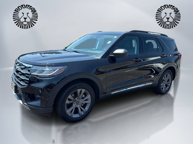 Used 2025 Ford Explorer Active w/ Active Comfort Package