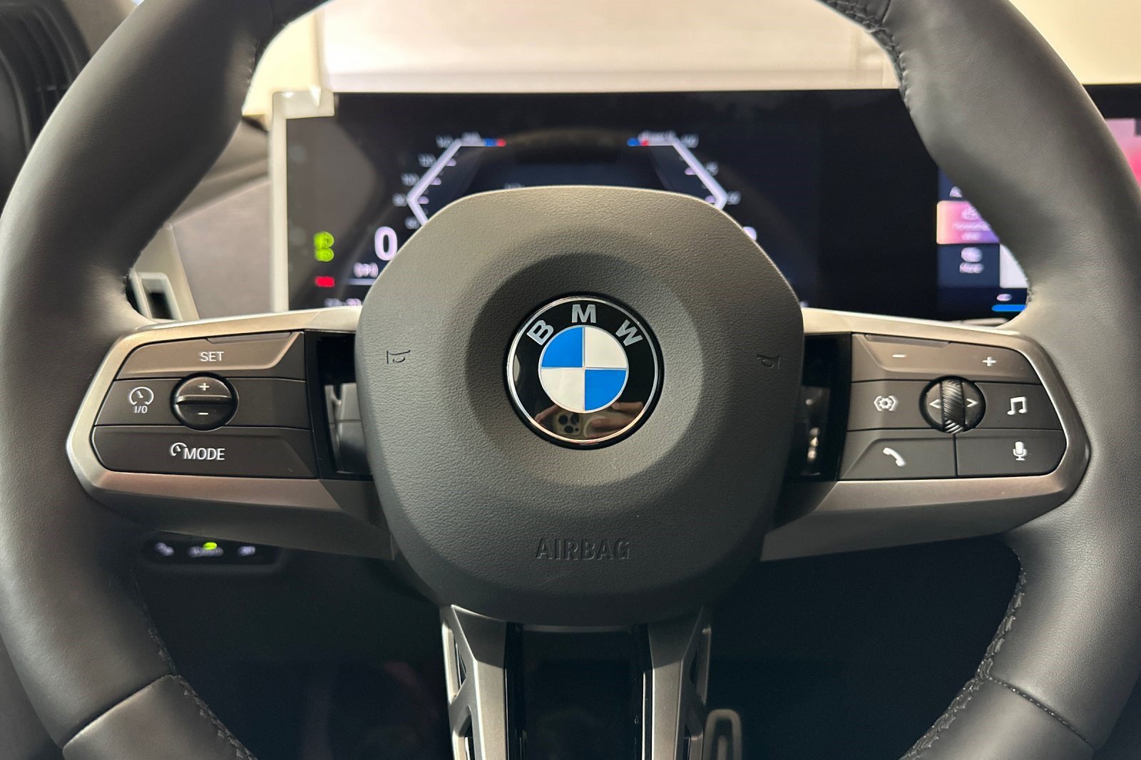 Used 2026 BMW iX xDrive60 w/ M Sport Package AWD/4WD image 17