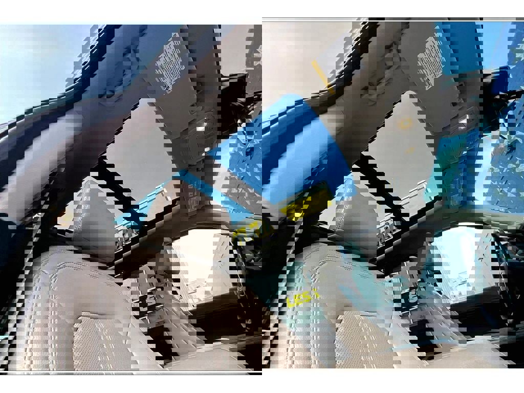 Used 2024 Ford Expedition Limited image 18