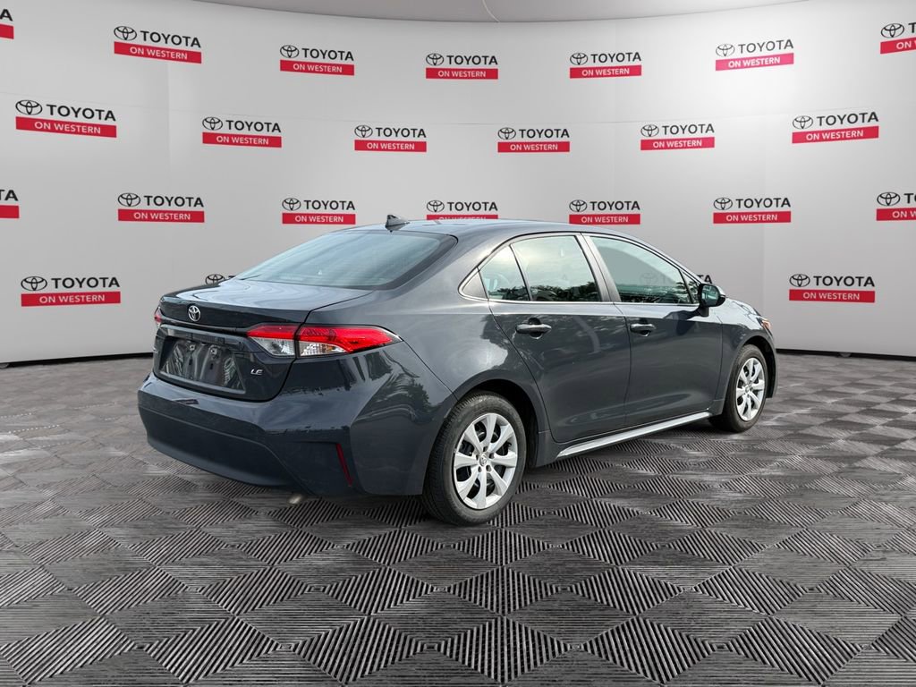 Used 2024 Toyota Corolla LE FWD image 3