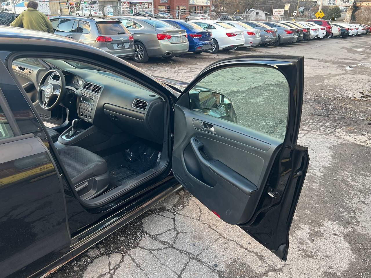 Used 2014 Volkswagen Jetta S image 17