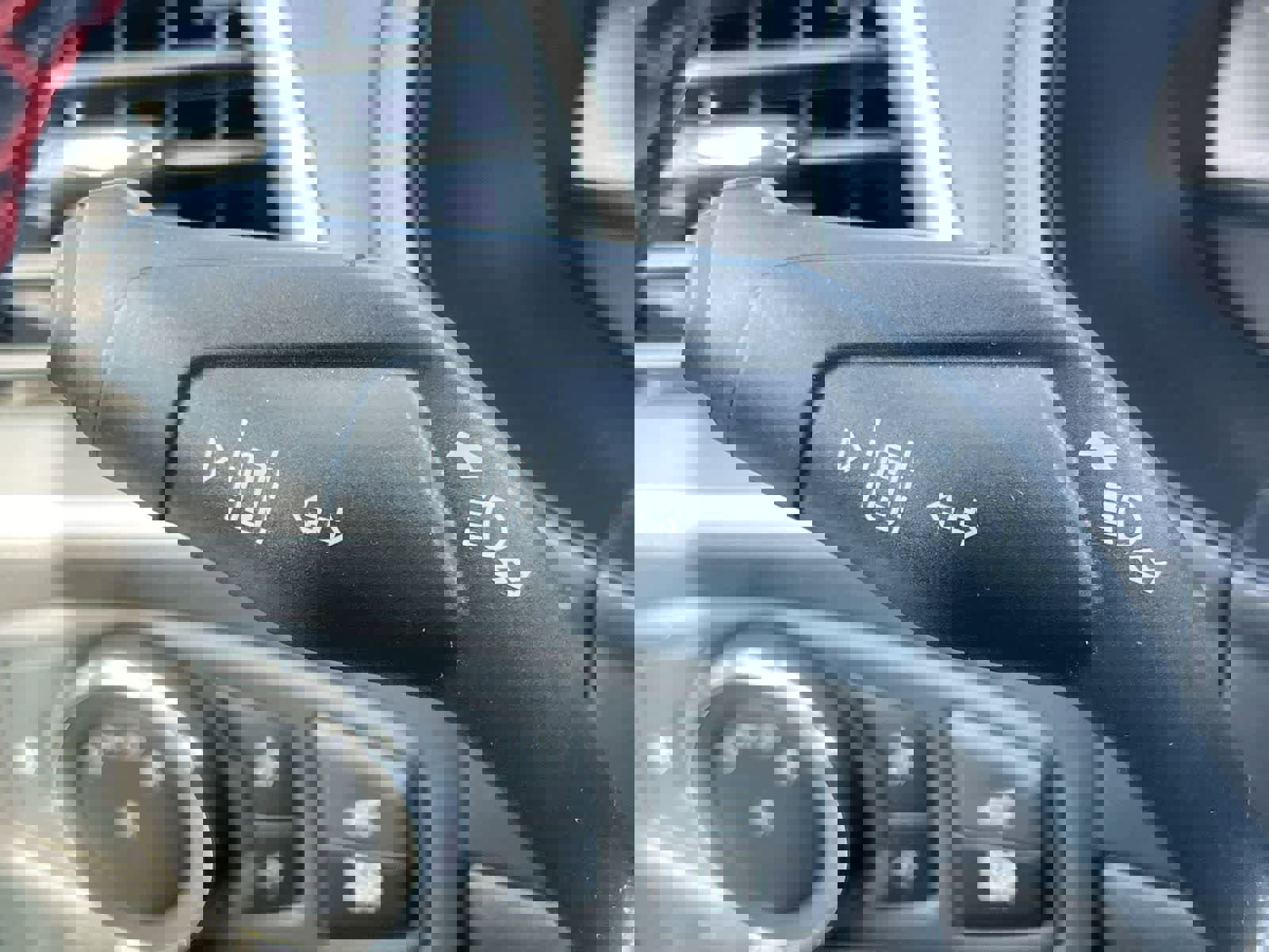 Used 2023 Ford Edge ST-Line AWD/4WD image 25