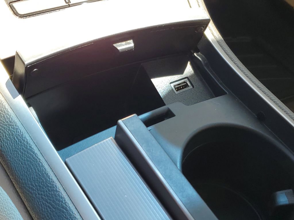 Used 2019 Lincoln MKZ Reserve FWD image 24