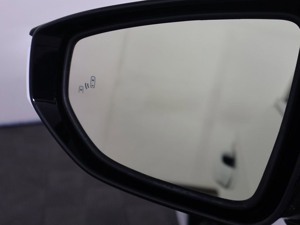 Used 2024 Lexus ES 350 F Sport w/ Technology Package image 35