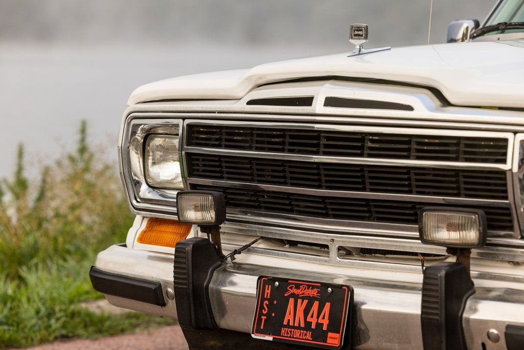 Used 1989 Jeep Grand Wagoneer AWD/4WD image 80
