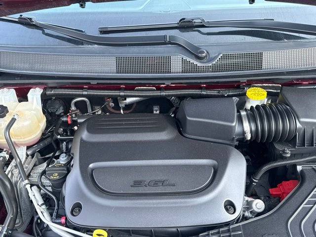 Used 2023 Chrysler Voyager LX FWD image 32
