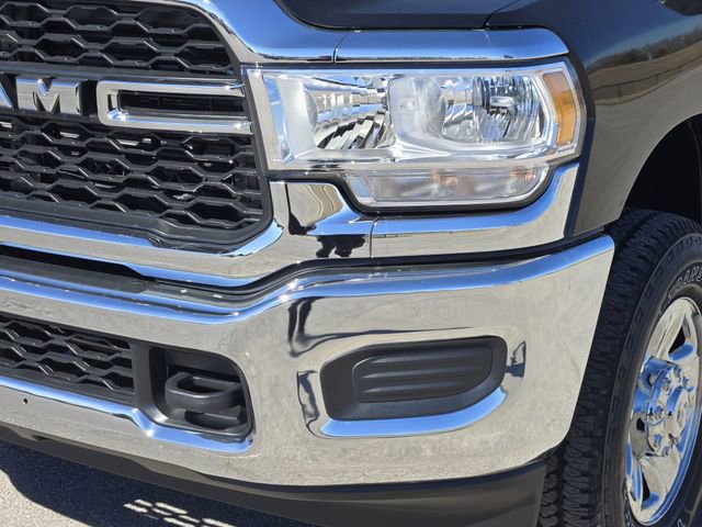 Used 2024 RAM 2500 Tradesman w/ Chrome Appearance Group image 10