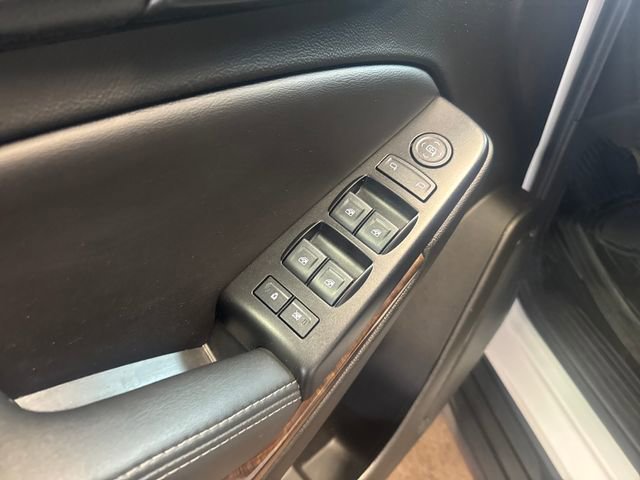 Used 2019 Chevrolet Tahoe LS w/ All-Season Package image 14
