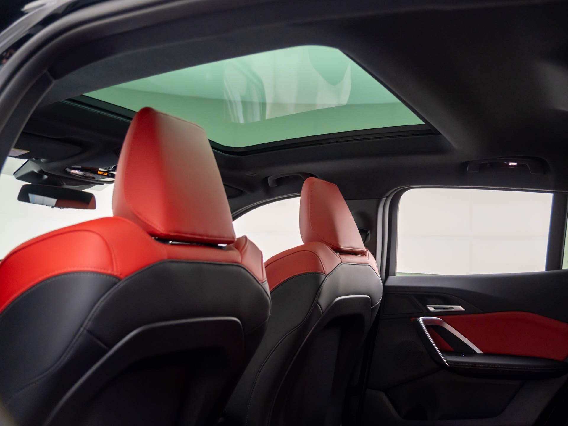 Certified 2025 BMW X2 xDrive28i image 18