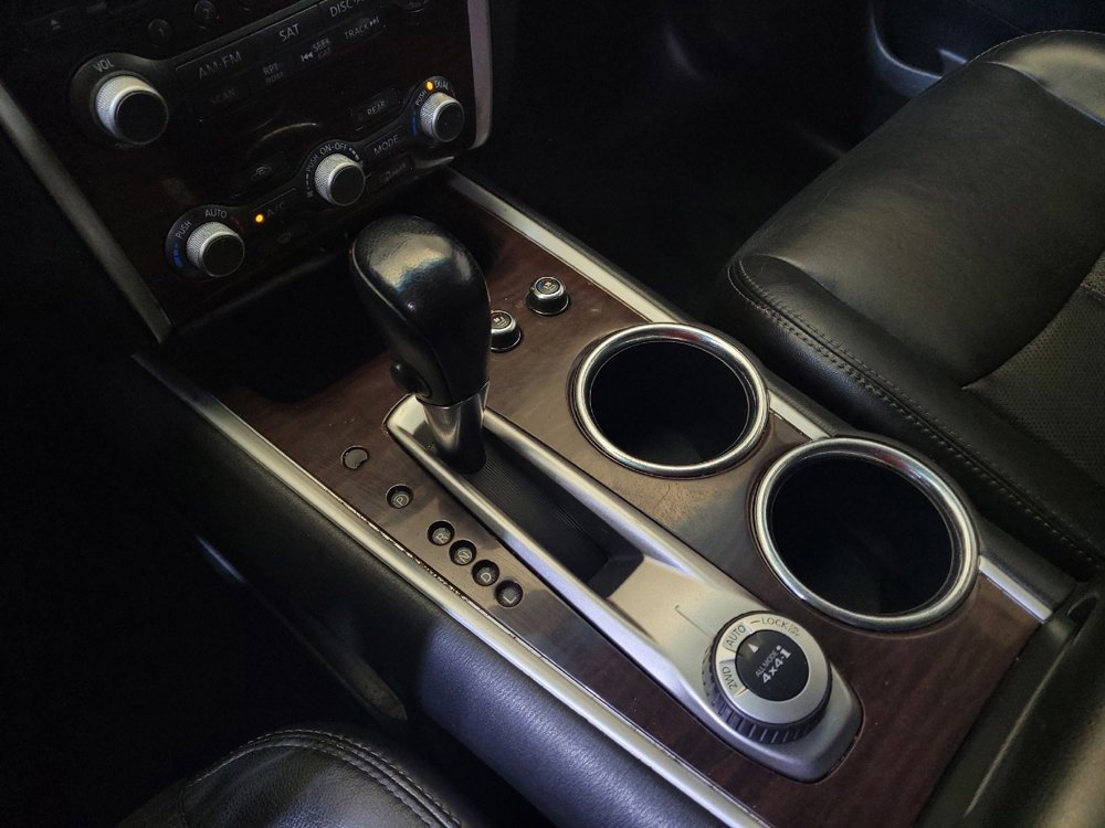 Used 2013 Nissan Pathfinder Platinum w/ Platinum Premium Pkg image 26