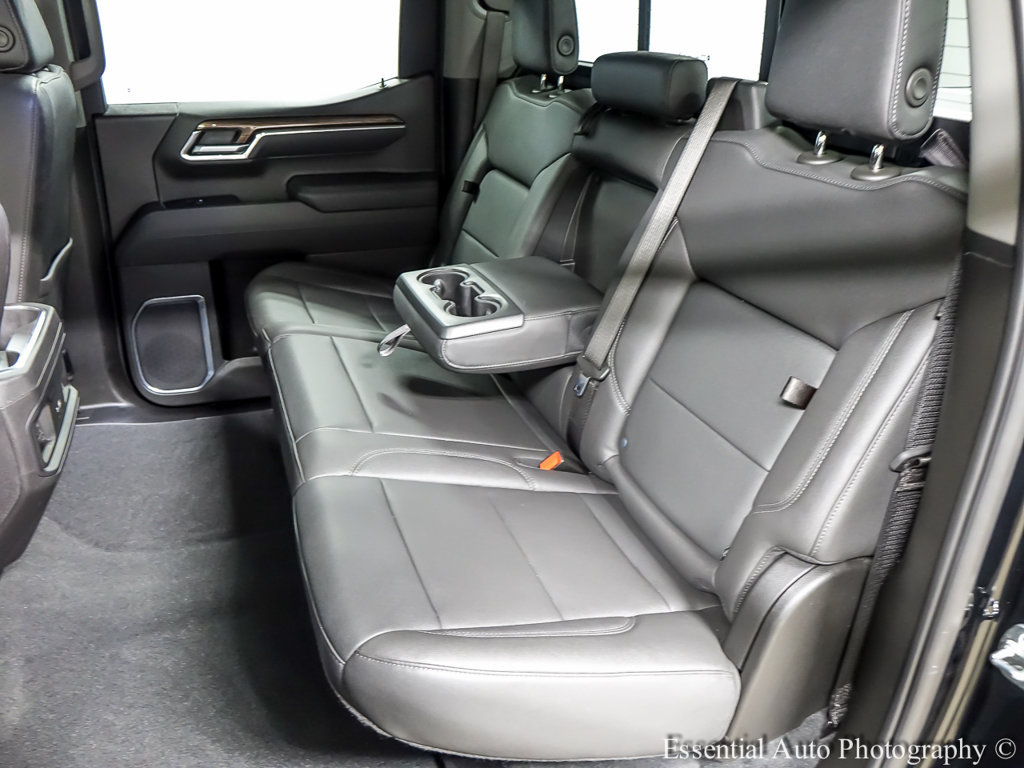 Used 2025 Chevrolet Silverado 1500 LT Trail Boss w/ LT Trail Boss Premium Package AWD/4WD image 12
