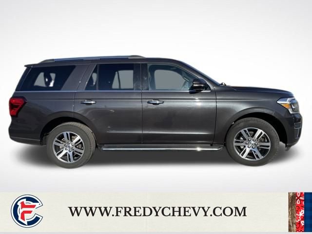 Used 2023 Ford Expedition Limited image 6