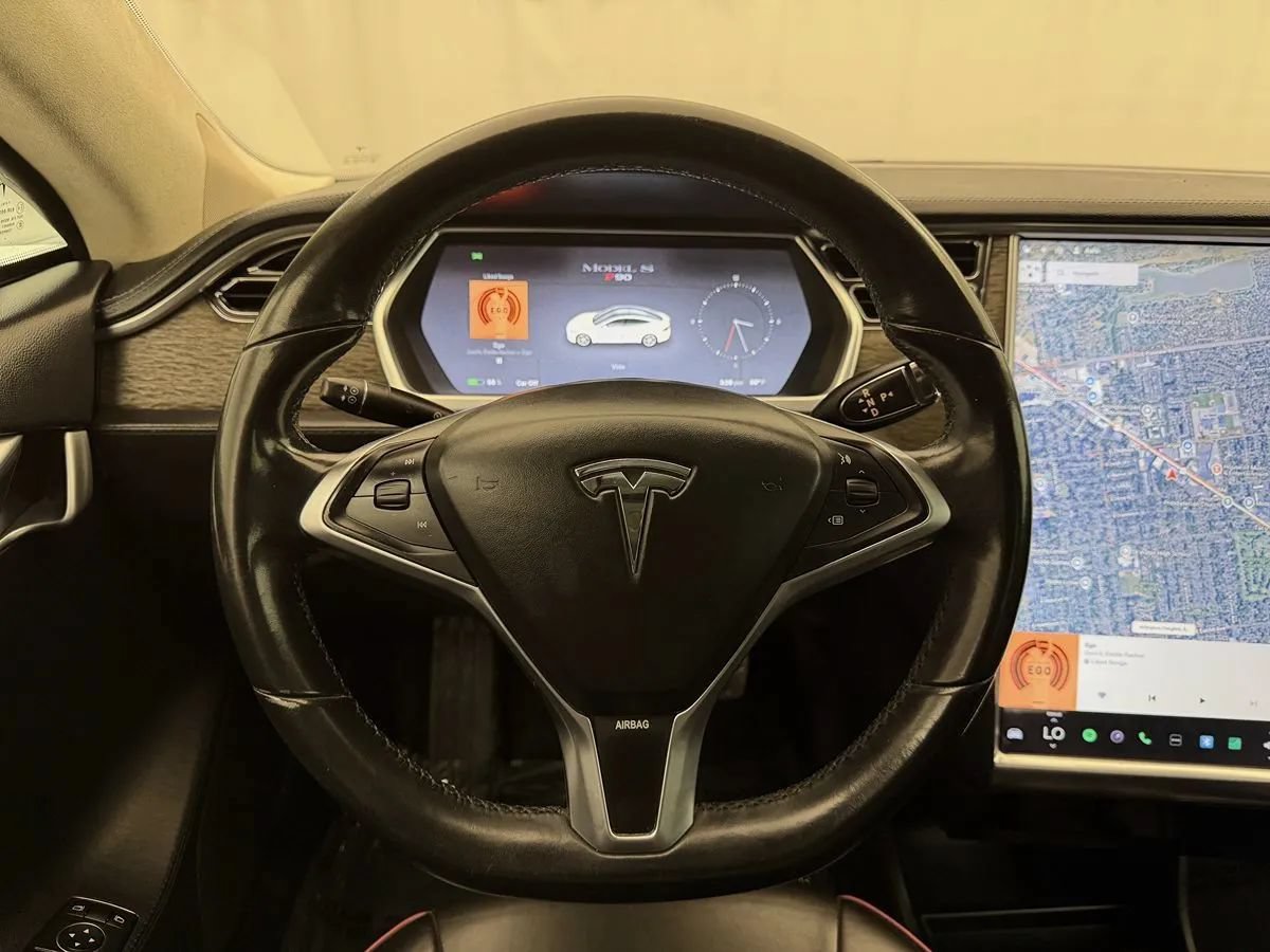 Used 2013 Tesla Model S Performance RWD image 11