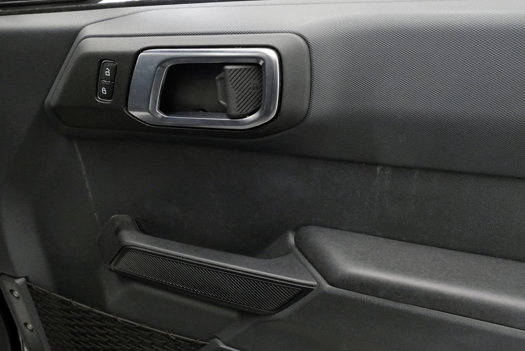 Used 2025 Ford Bronco Big Bend AWD/4WD image 16