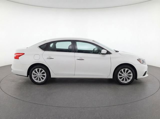 Used 2019 Nissan Sentra SV FWD image 8