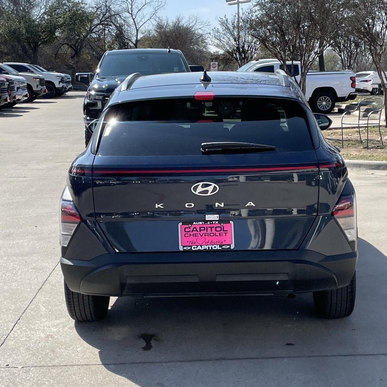 Used 2025 Hyundai Kona SEL image 5