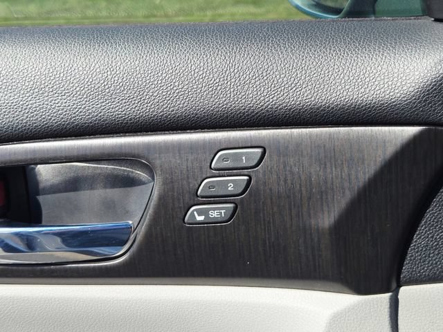 Used 2015 Honda Accord EX-L image 35