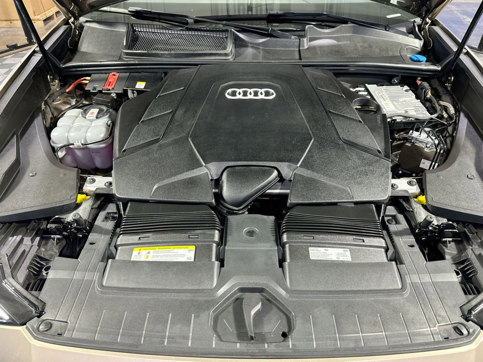 Used 2019 Audi Q8 Prestige image 42