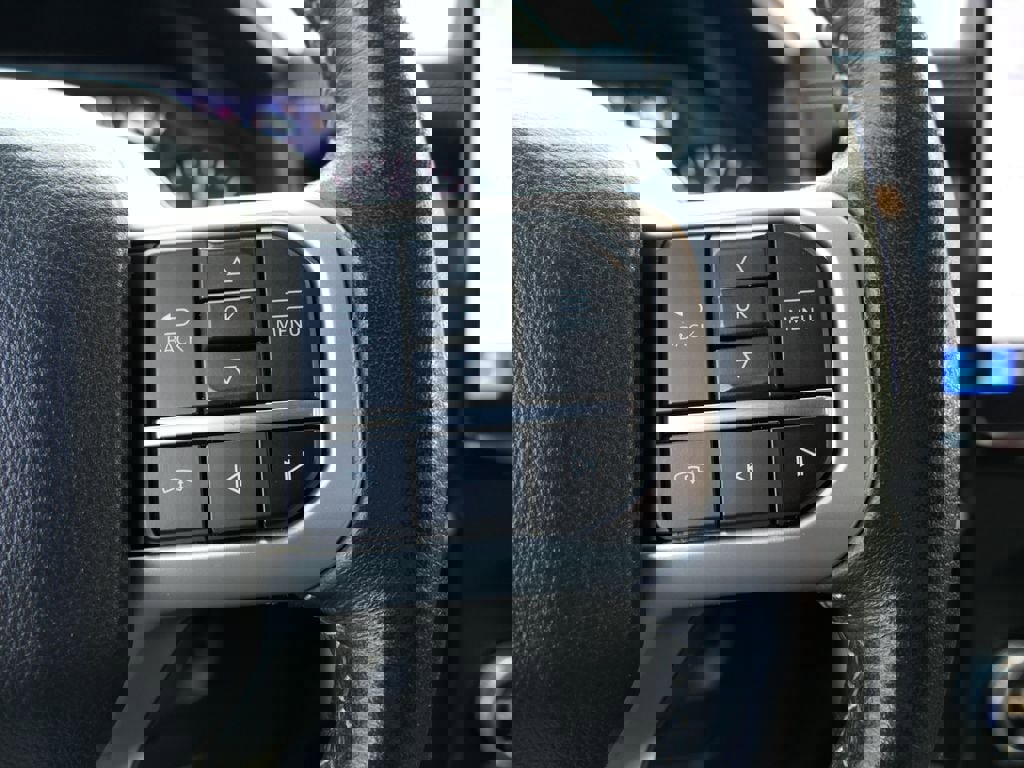 Used 2024 Ford Expedition Max XLT image 17