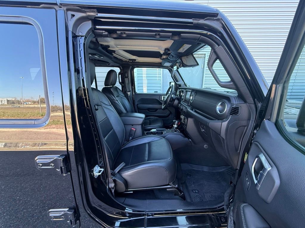 Used 2019 Jeep Wrangler Unlimited Sahara w/ Quick Order Package 24M Moab AWD/4WD image 49