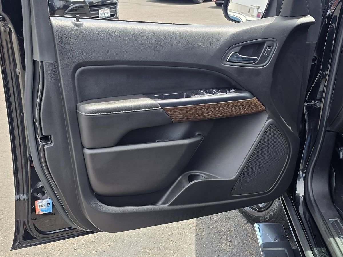 Used 2017 GMC Canyon Denali image 22