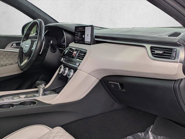 Used 2022 Genesis G70 3.3T RWD image 28