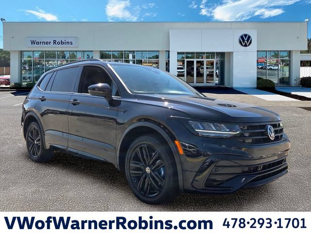 Used 2022 Volkswagen Tiguan SE R-Line